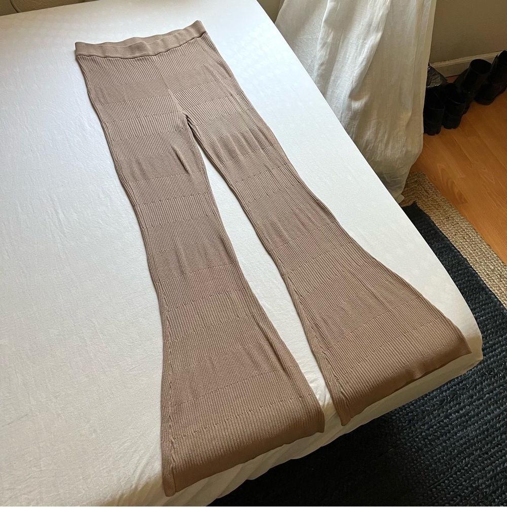 Song‎ of Style tan brown rib knit flare boot cut leg pants